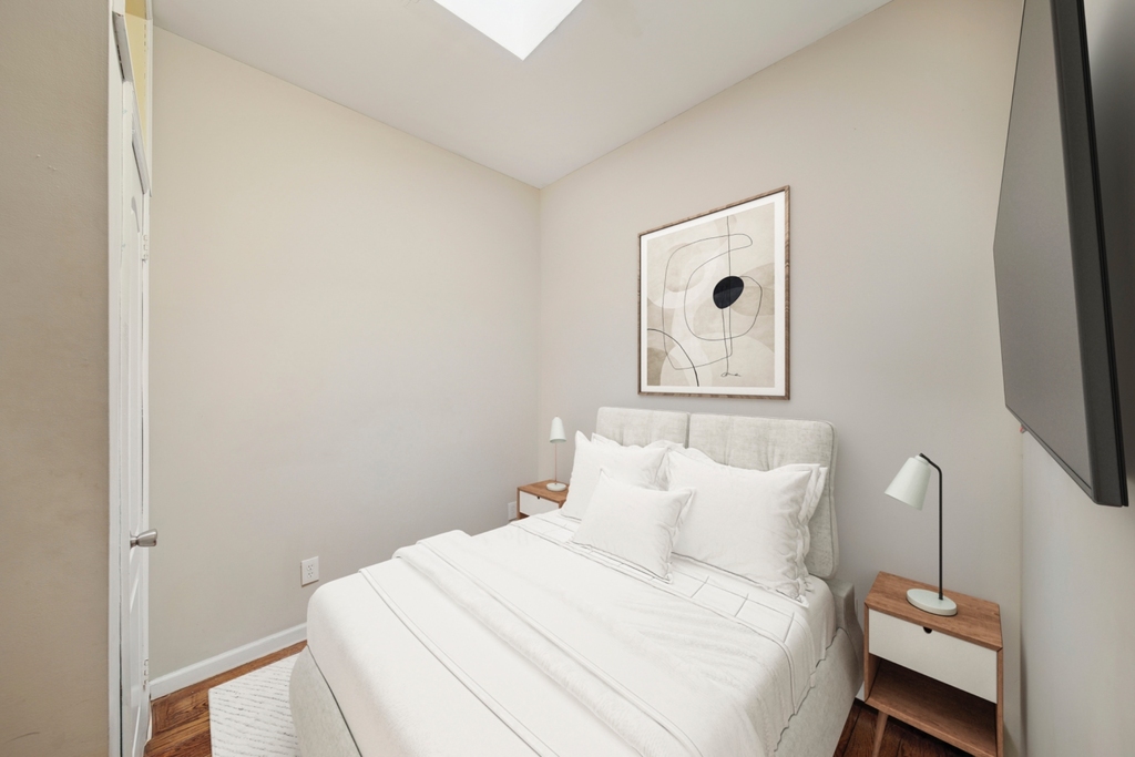 239 Sumpter Street - Photo 3