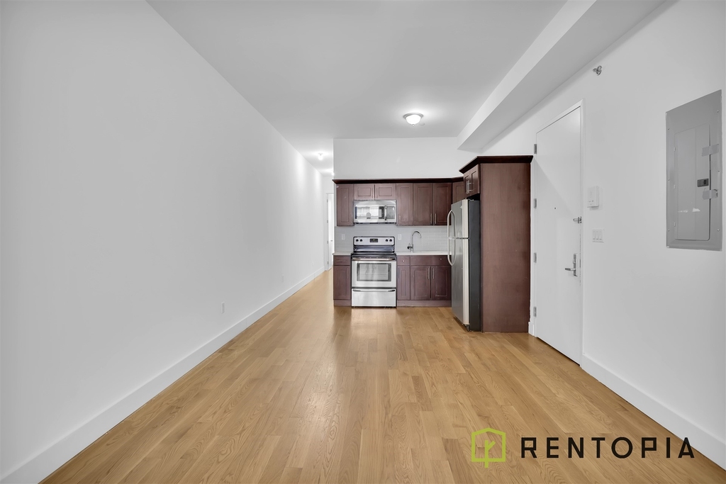 28 Meserole Street - Photo 4