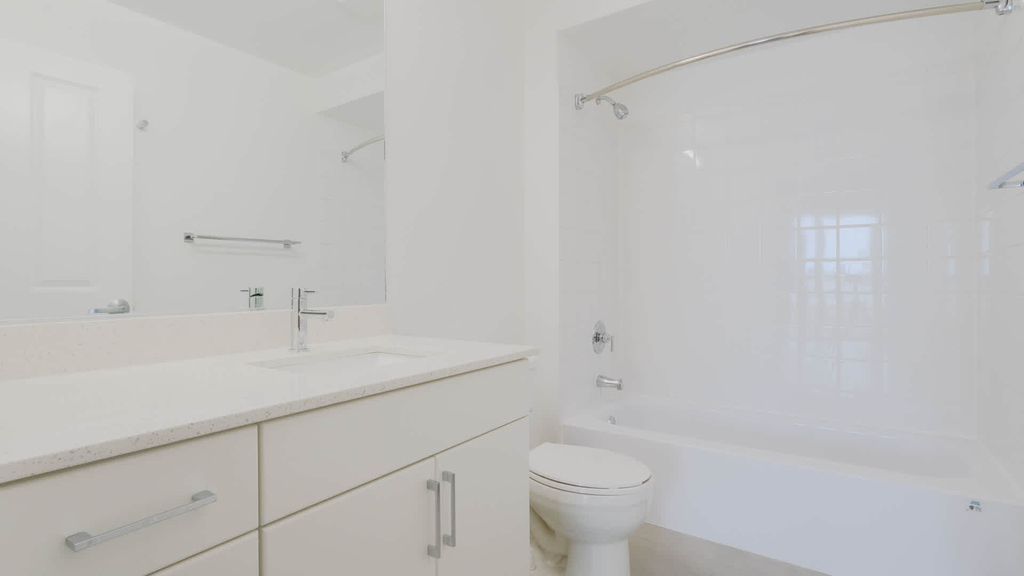 1 Harborside Place - Photo 51