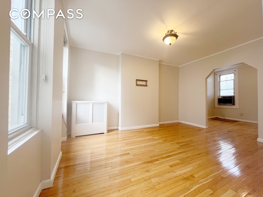 Menahan Street - Photo 4