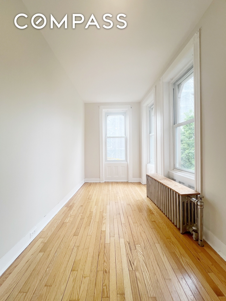 Menahan Street - Photo 8