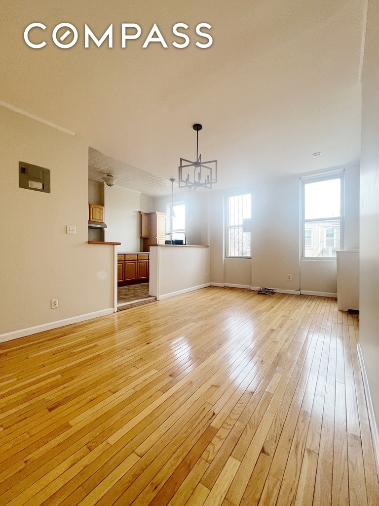 Menahan Street - Photo 10