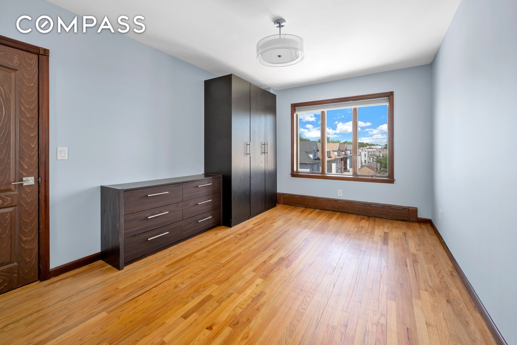 14th Avenue - Photo 9