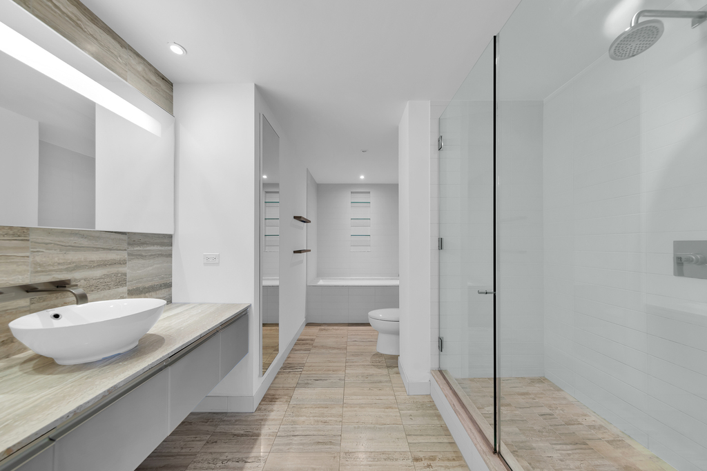 322 W 57th St - Photo 4