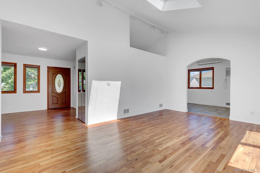 19 Edi Avenue - Photo 4