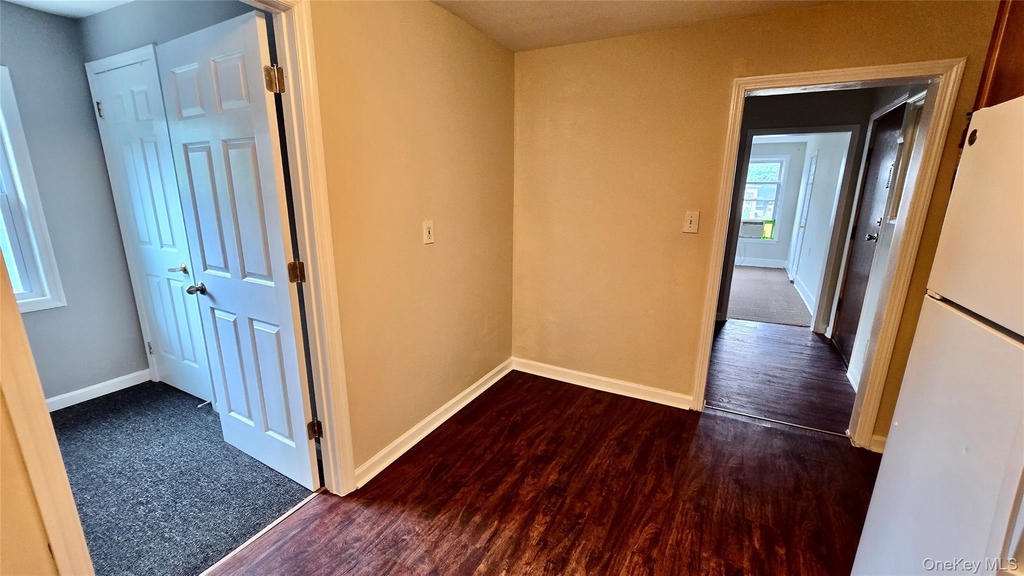 160 Orange Turnpike - Photo 5