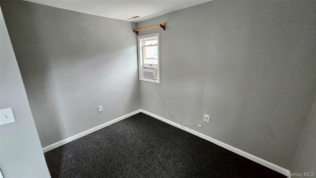 160 Orange Turnpike - Photo 7