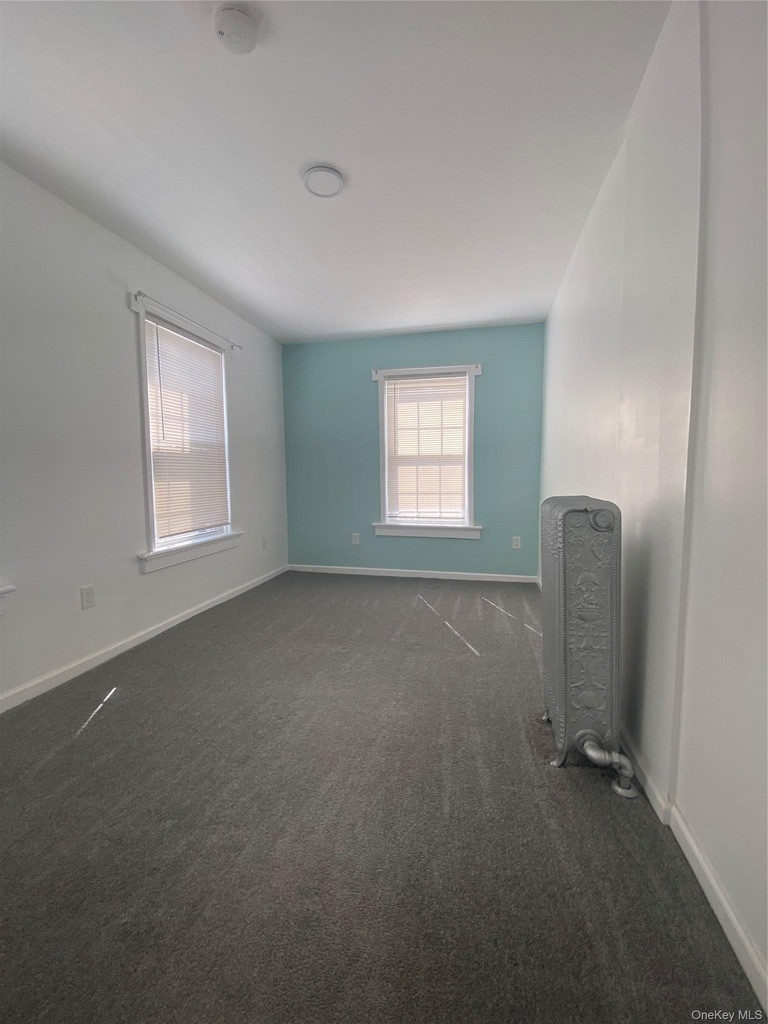 16 Cozzens Avenue - Photo 6