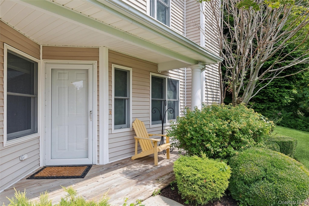 601 Willow Pond Drive - Photo 2