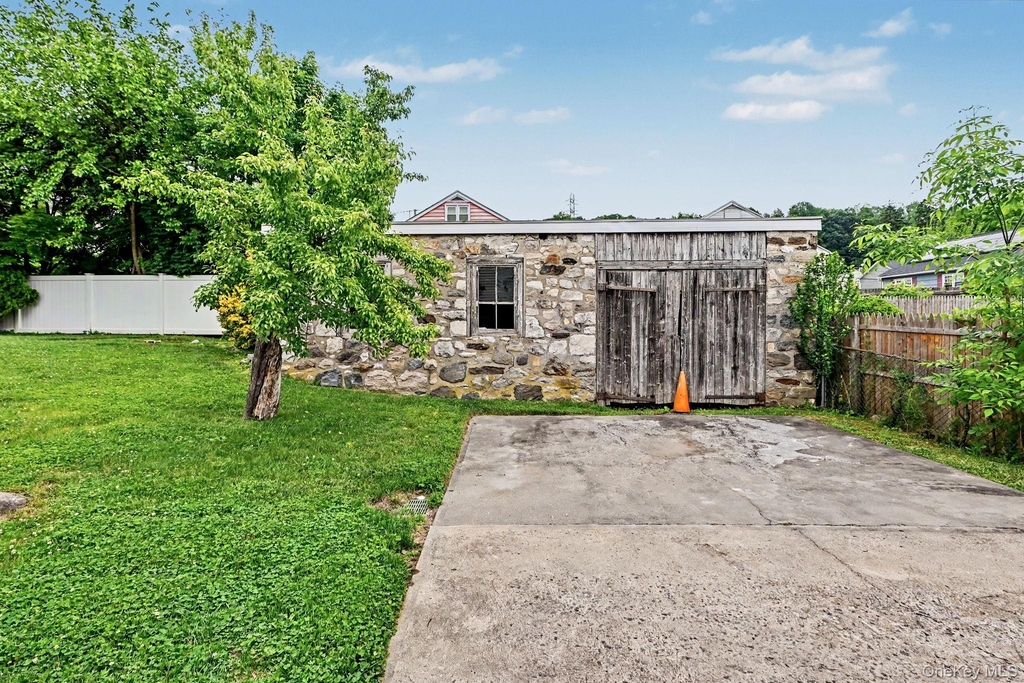 126 Winthrop Avenue - Photo 26