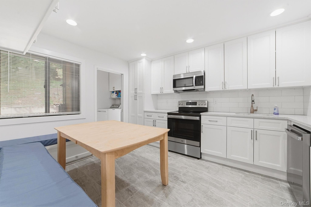 104 Ogden Avenue - Photo 15