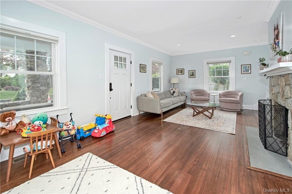 18 Elmwood Avenue - Photo 7