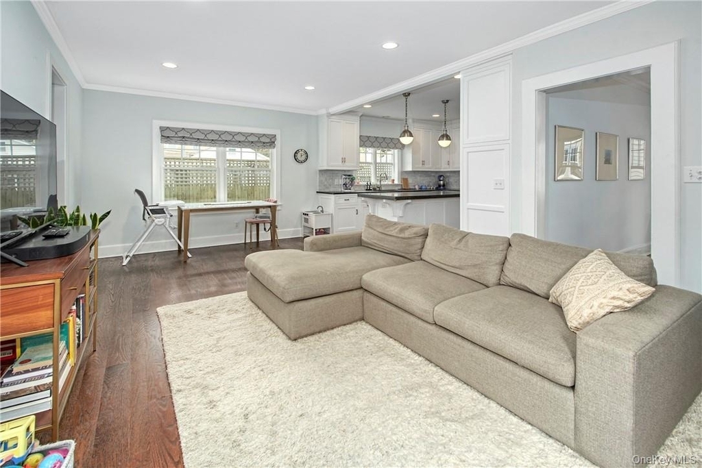 18 Elmwood Avenue - Photo 11