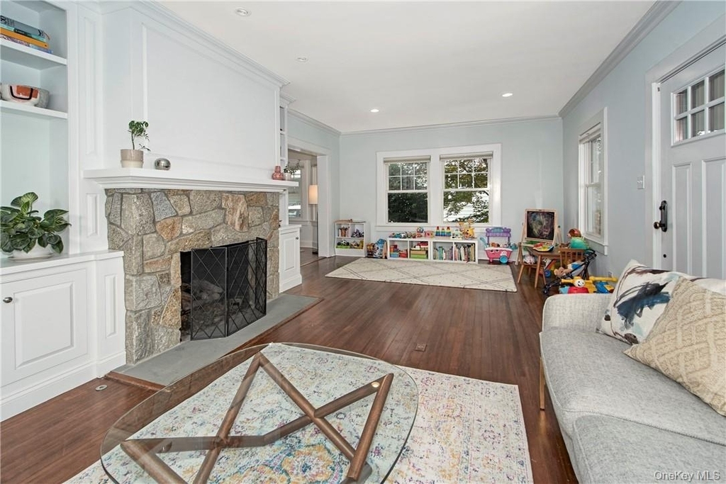 18 Elmwood Avenue - Photo 6