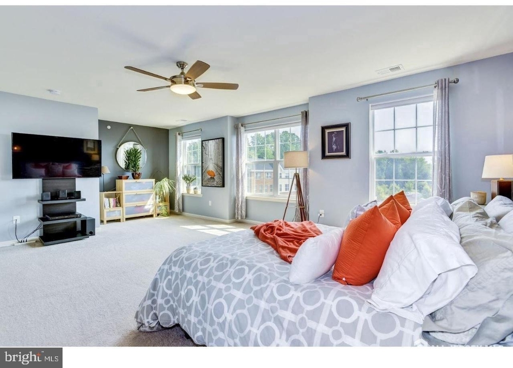 319 Kramer Court - Photo 6
