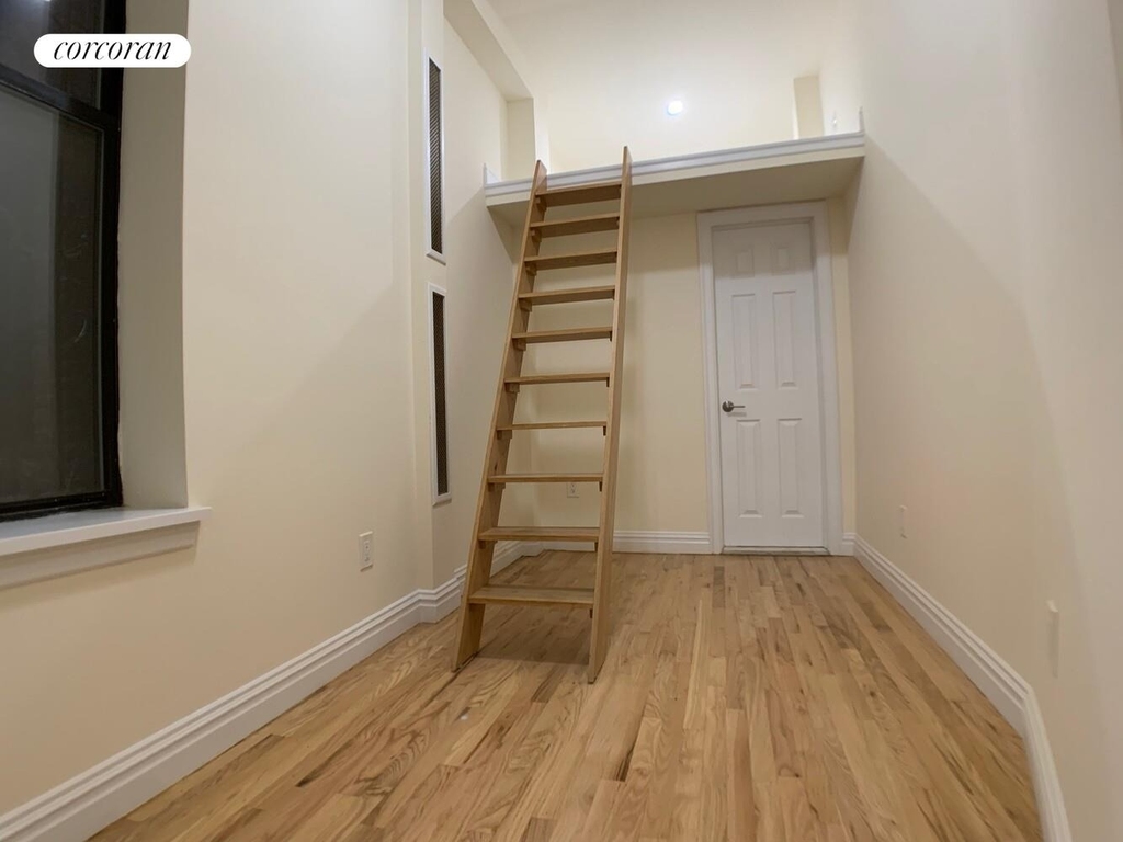 147 E 90th Street - Photo 1