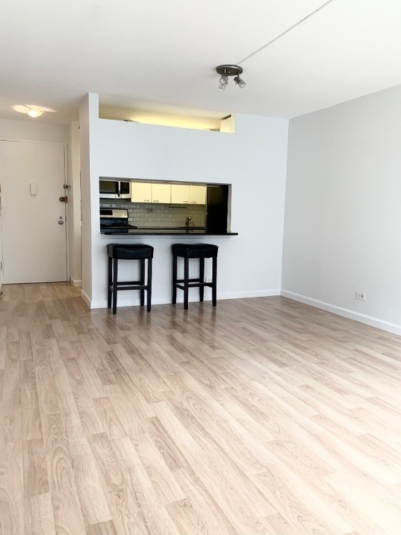270 W 17th Street - Photo 1