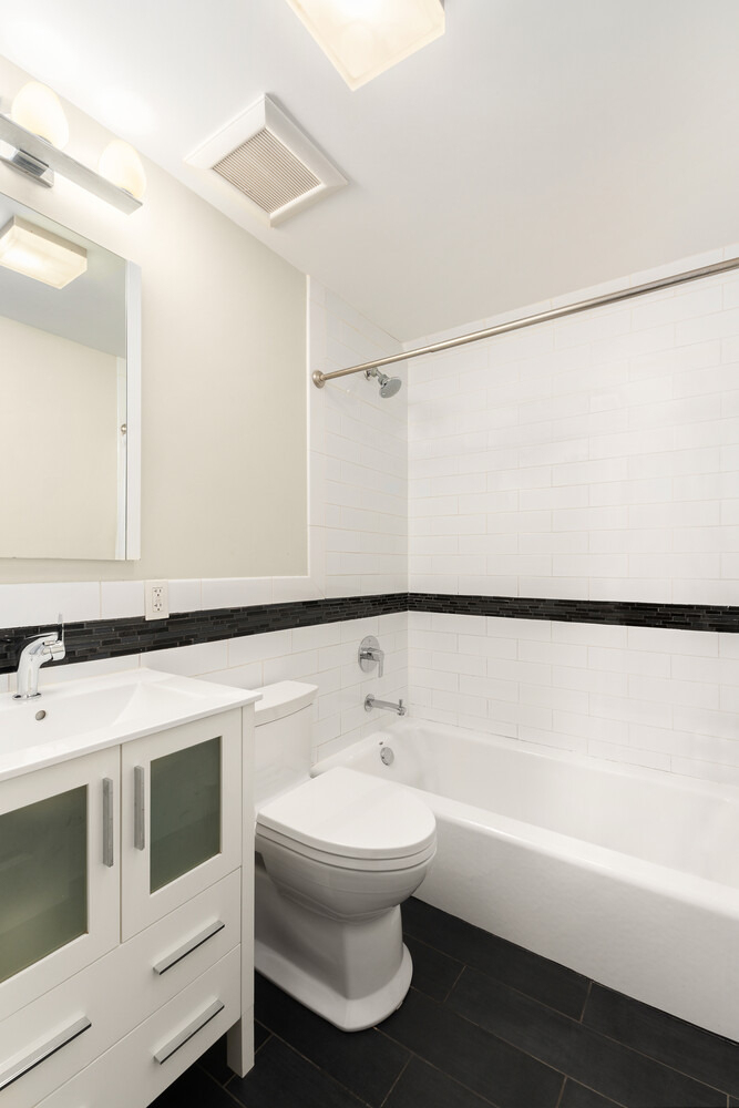 131 St Johns Place - Photo 5