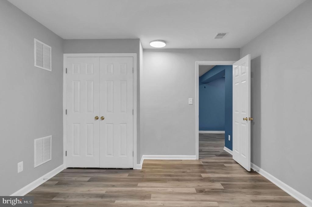 2548 Port Potomac Avenue - Photo 39