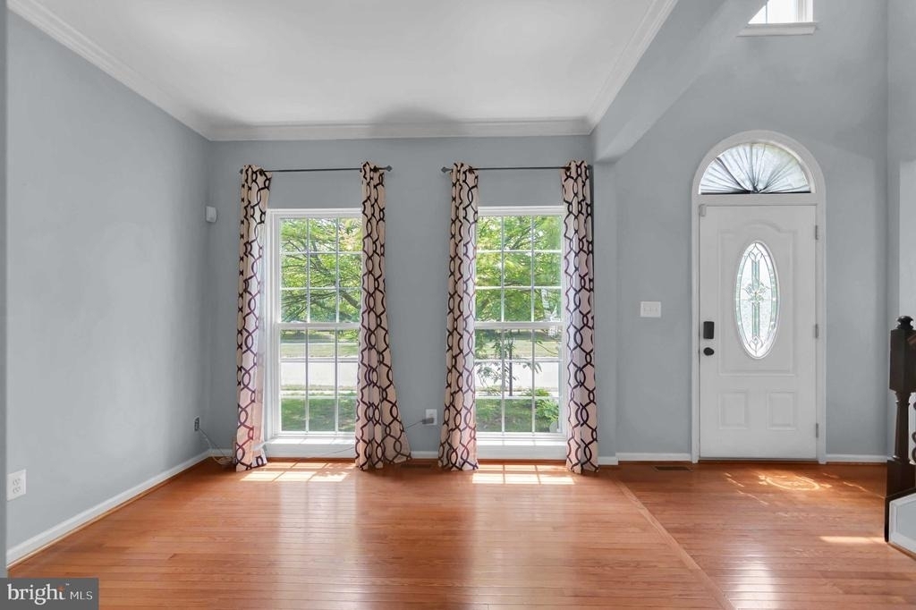 2548 Port Potomac Avenue - Photo 3