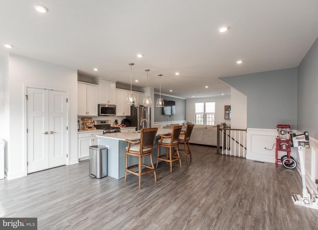 18105 Red Cedar Road - Photo 4