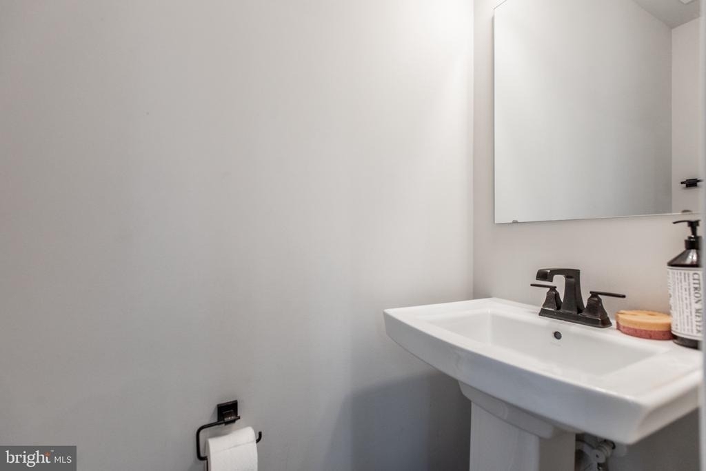 18105 Red Cedar Road - Photo 20