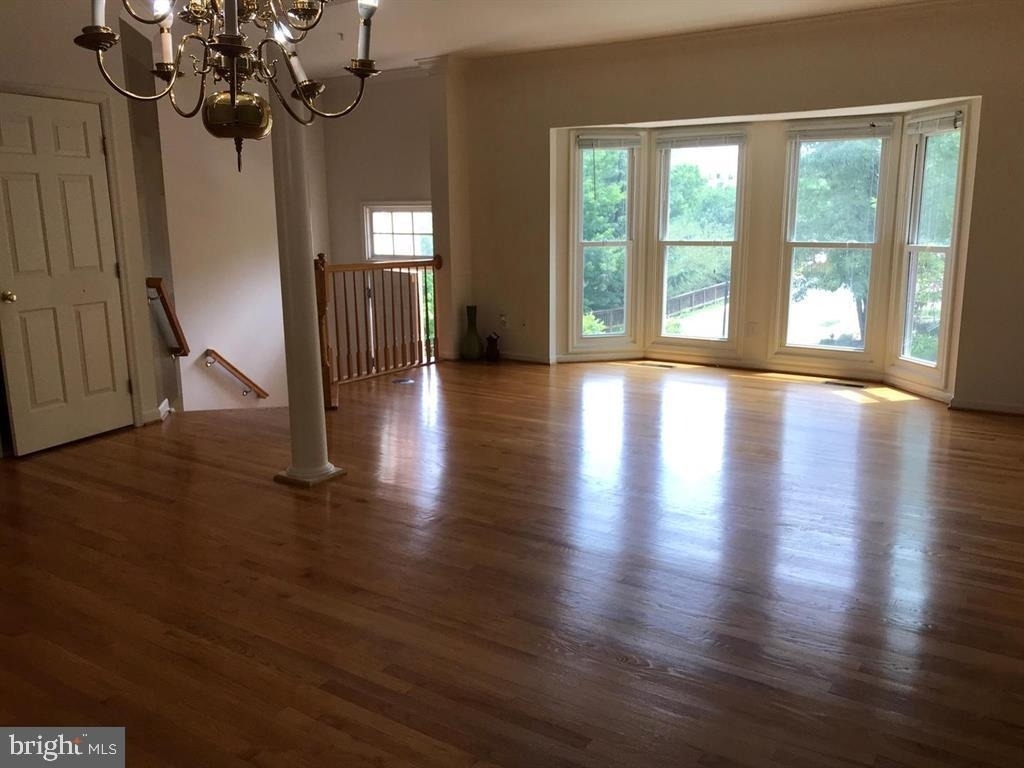8502 Harvest Oak Drive - Photo 4
