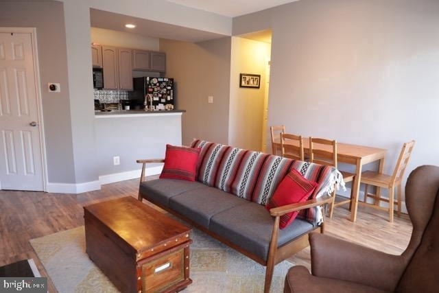 3920 Penderview Drive - Photo 4