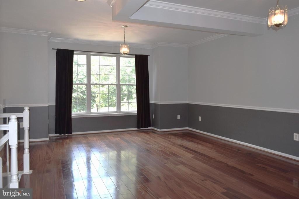 8819 Blue Royale Lane - Photo 6
