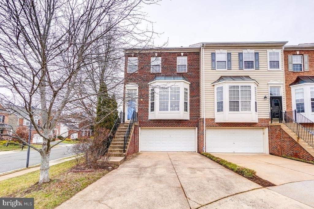 6160 Cinnamon Court - Photo 0