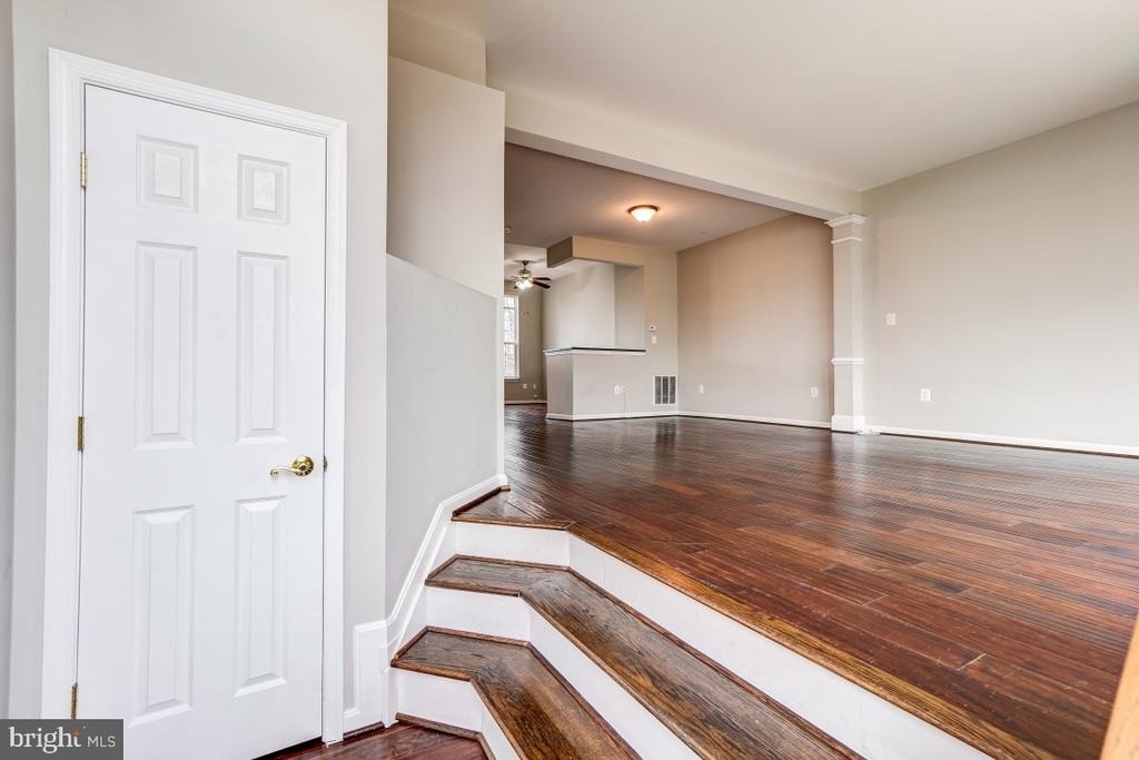 6160 Cinnamon Court - Photo 3
