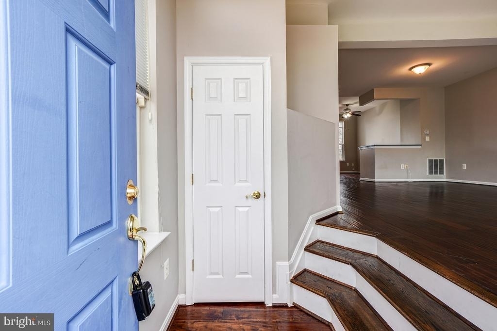 6160 Cinnamon Court - Photo 2