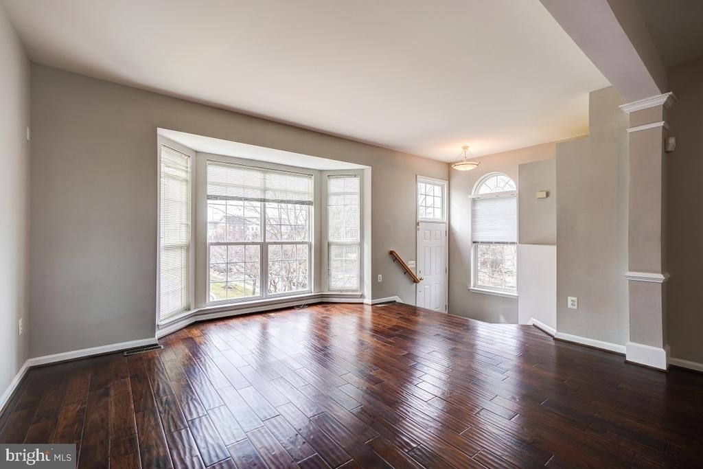 6160 Cinnamon Court - Photo 7