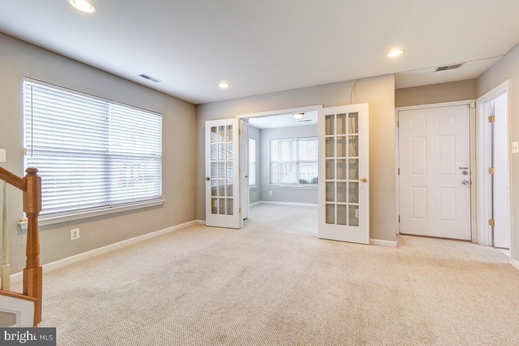 6160 Cinnamon Court - Photo 38