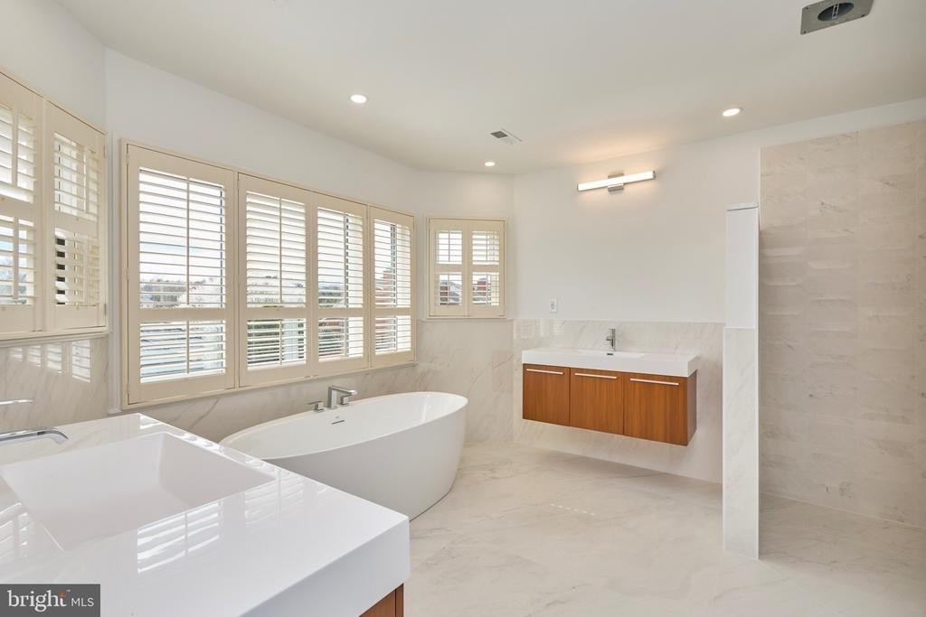 6615 Anthony Crest Square - Photo 27