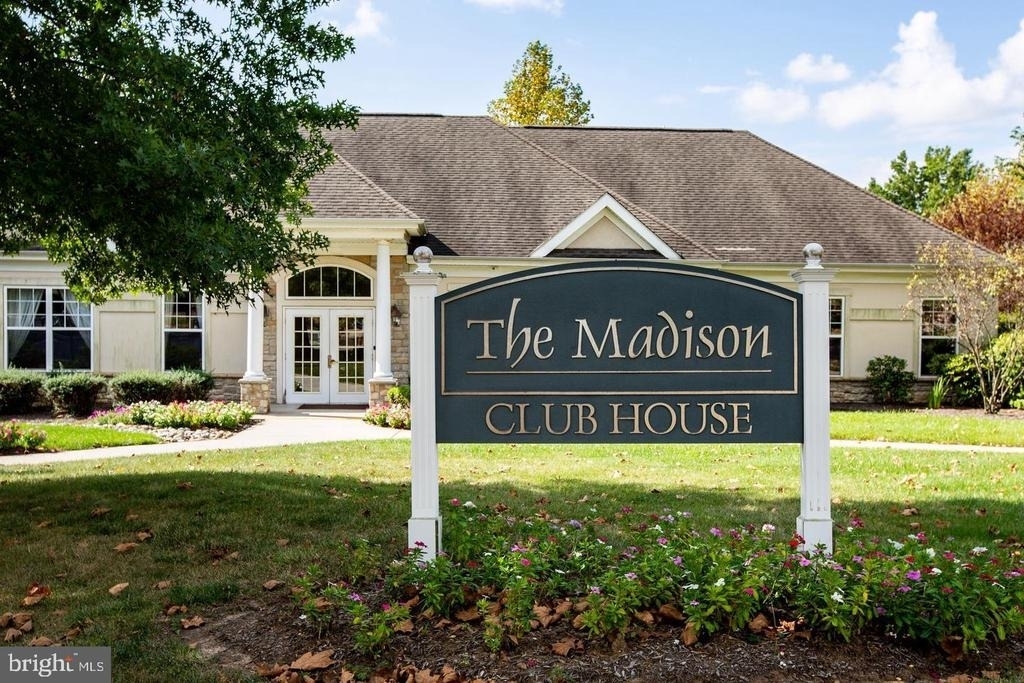 212 Masterson Court - Photo 13