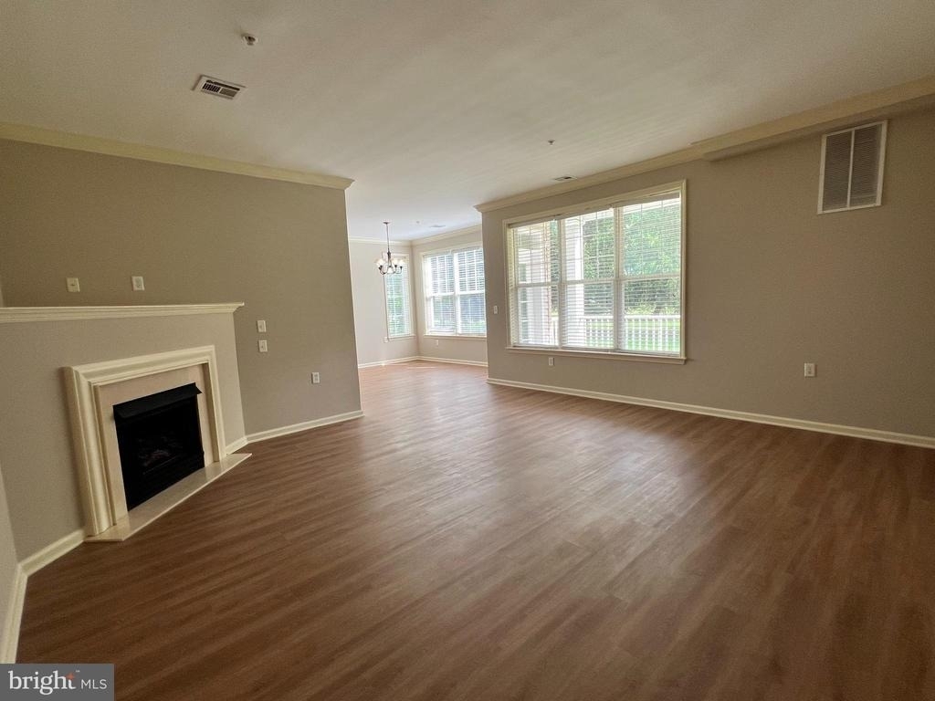 212 Masterson Court - Photo 4