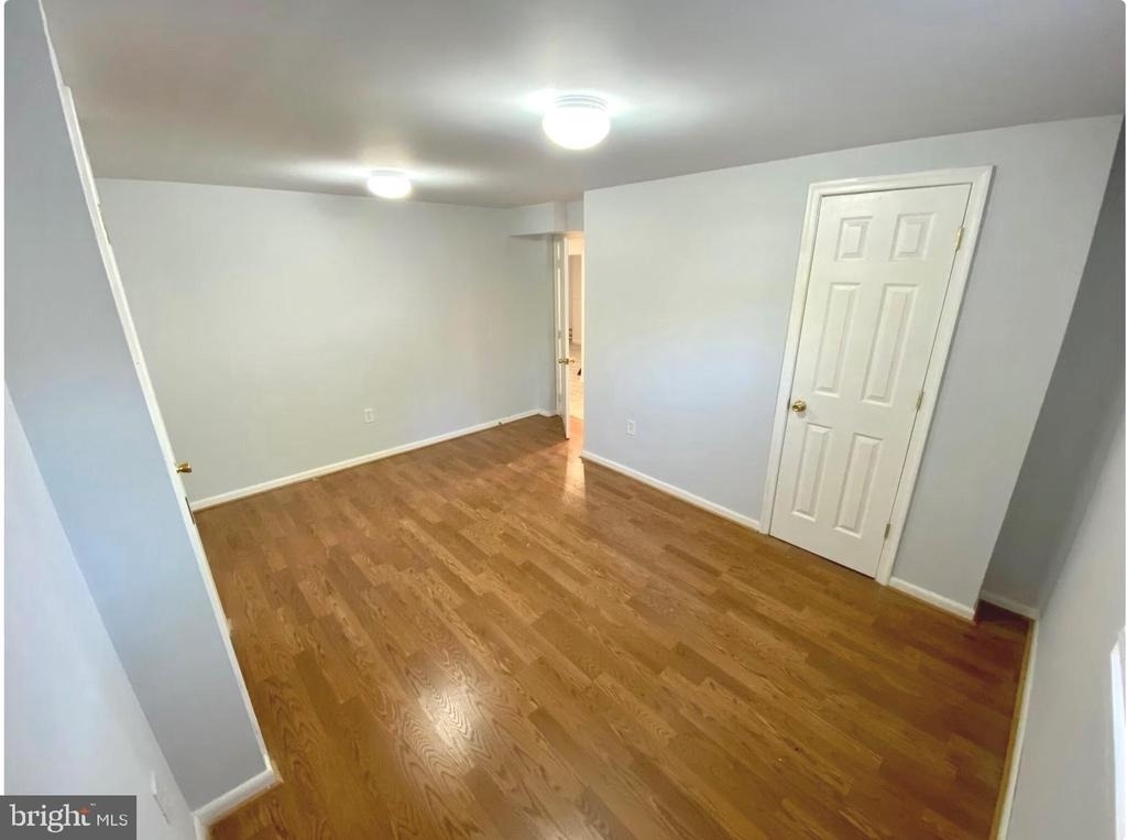 9110 Drake Place - Photo 18