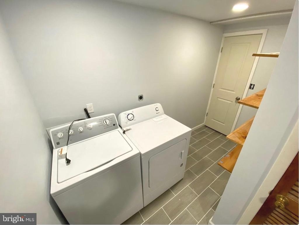 9110 Drake Place - Photo 24