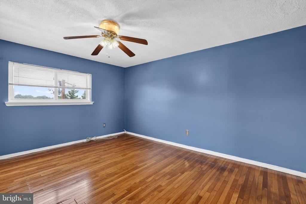 7527 Riverdale Road - Photo 13