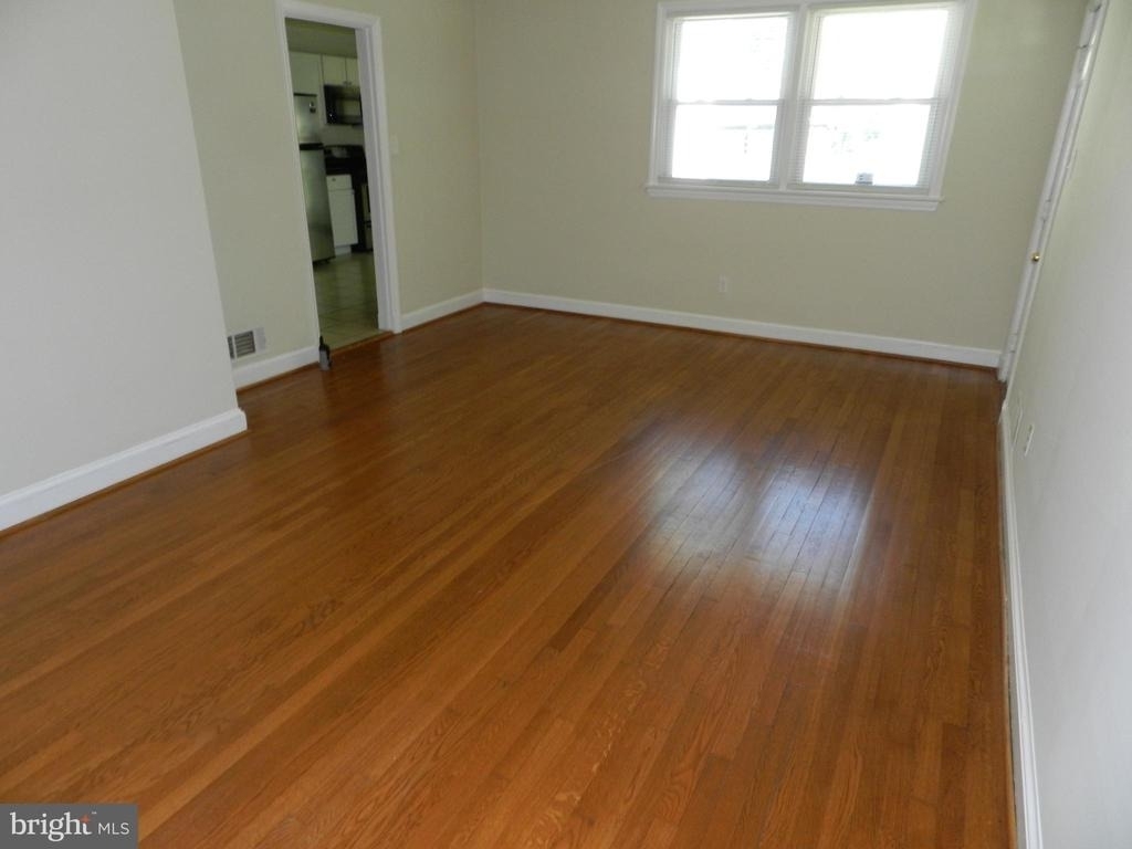 4901 Braymer Avenue - Photo 1