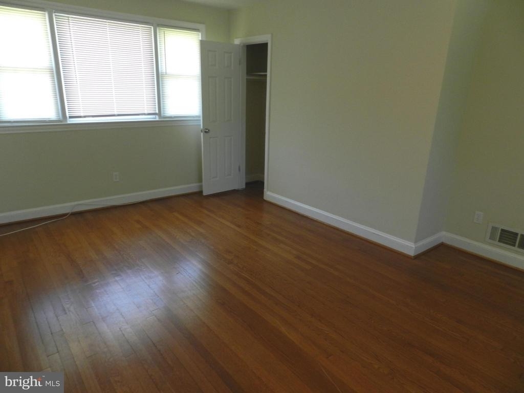 4901 Braymer Avenue - Photo 2