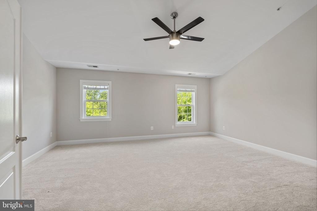 15436 Symondsbury Way - Photo 25