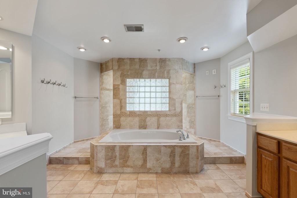 15436 Symondsbury Way - Photo 28