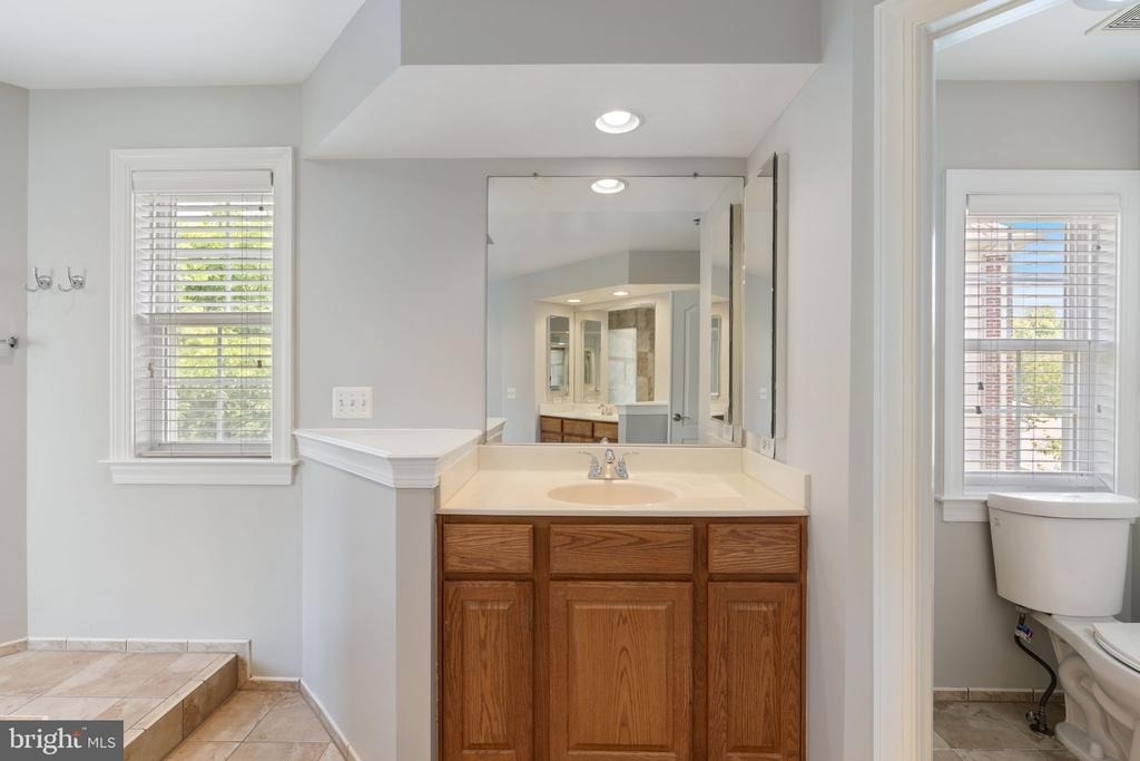 15436 Symondsbury Way - Photo 32