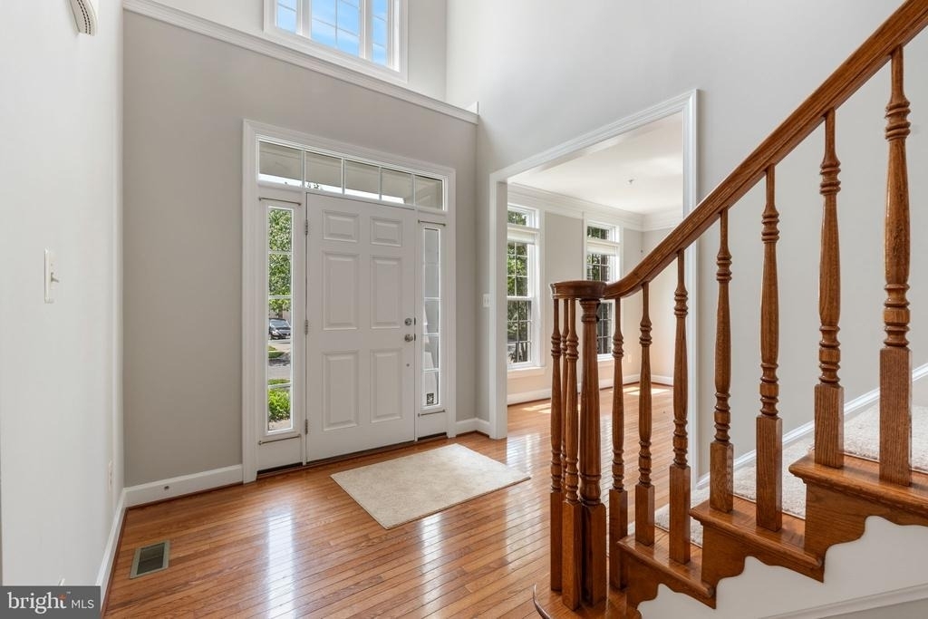 15436 Symondsbury Way - Photo 4