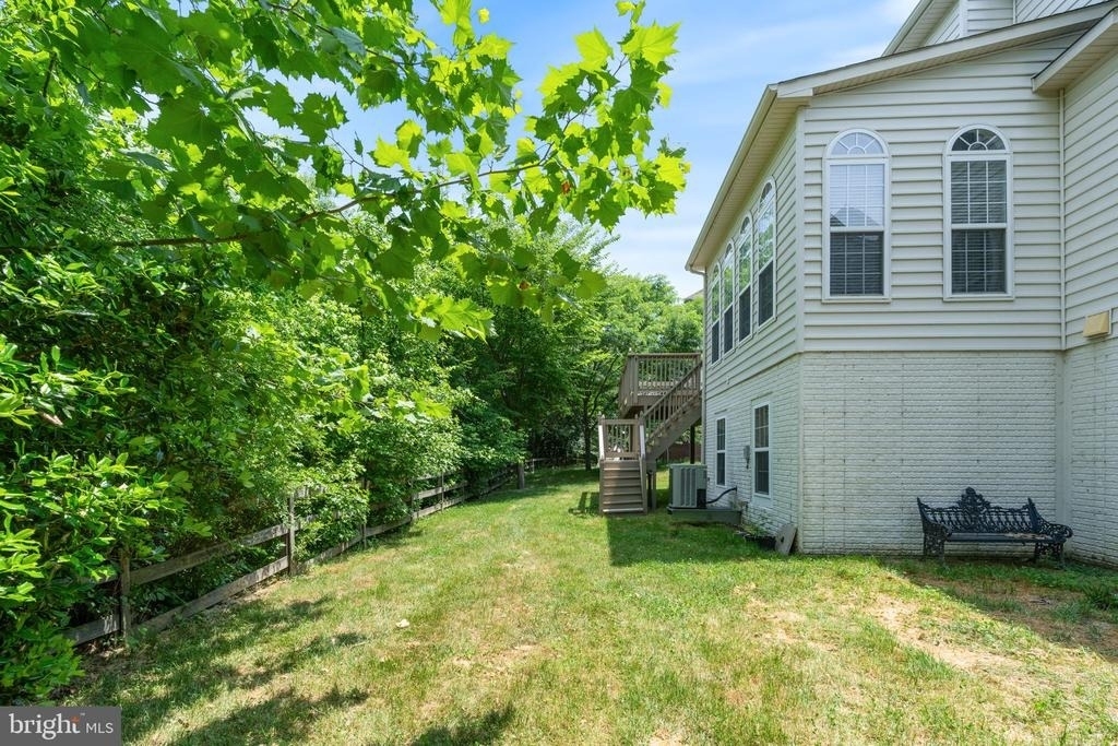 15436 Symondsbury Way - Photo 47