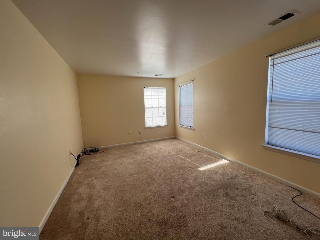 8720 Grasmere Court - Photo 11