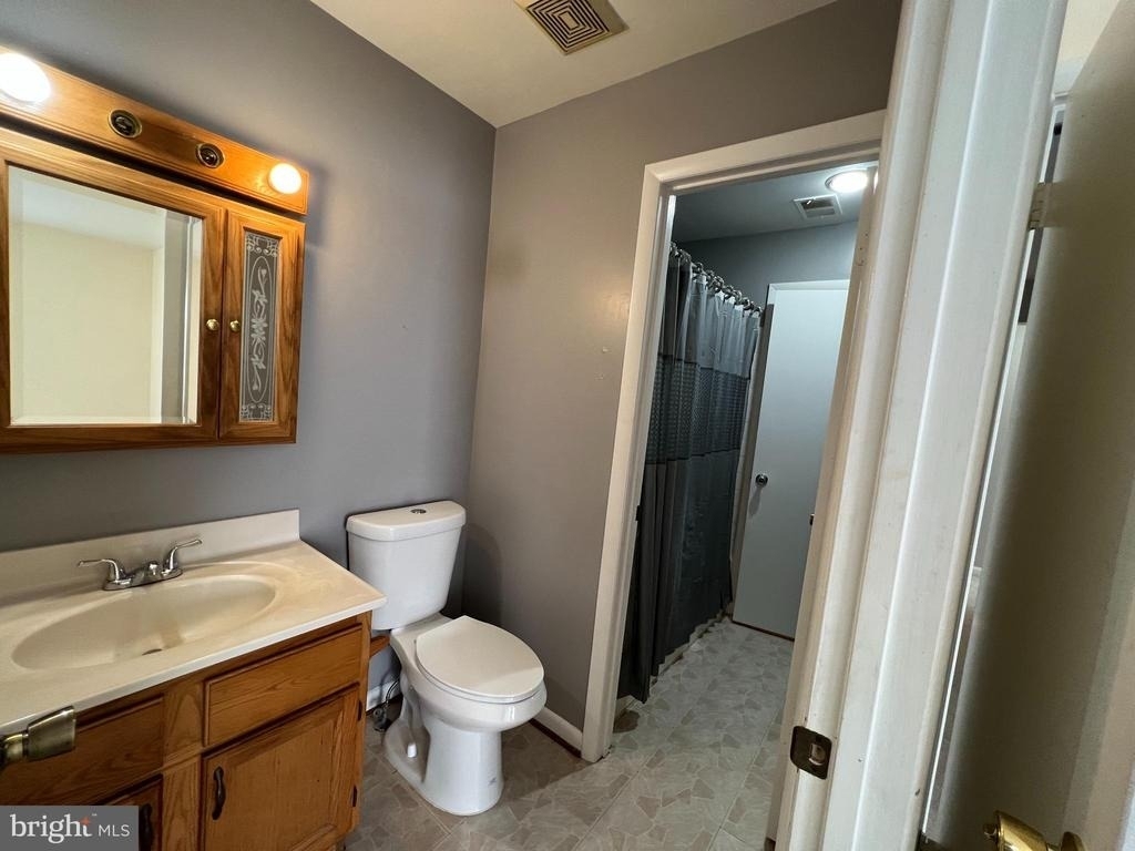 8720 Grasmere Court - Photo 10