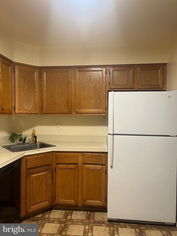 8720 Grasmere Court - Photo 21